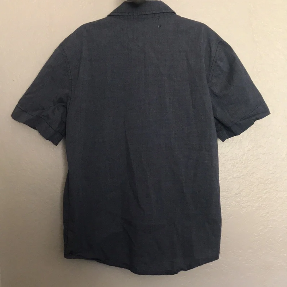 Old navy blue button down medium short sleeve shirt